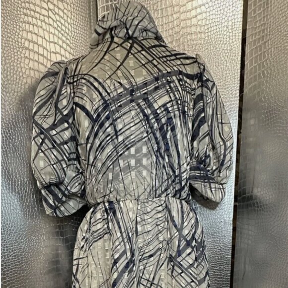 1970s Vintage Mignon Paris Chiffon Dress Women 10 Blue White Abstract Pattern - Picture 1 of 10